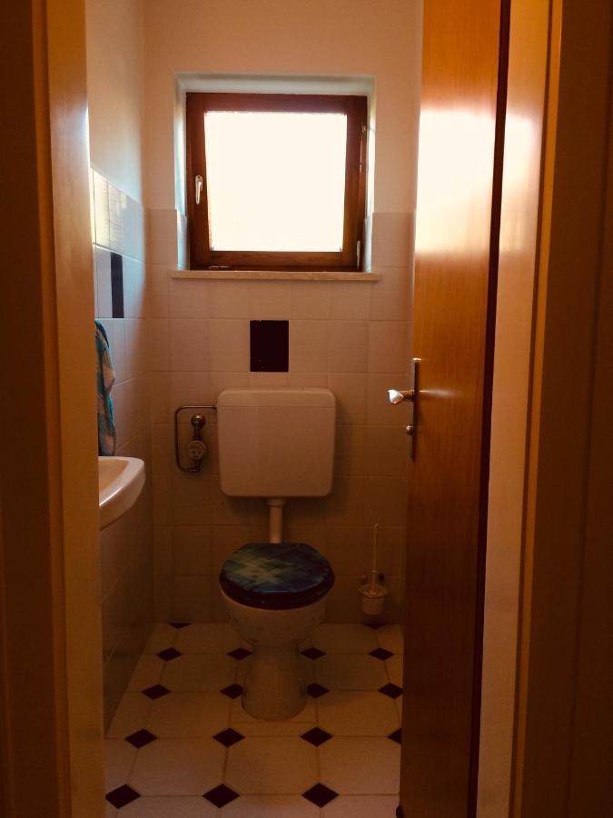 Charmantes Garten-Apartment: Erholung Im Chiemgau 安特沃森 外观 照片